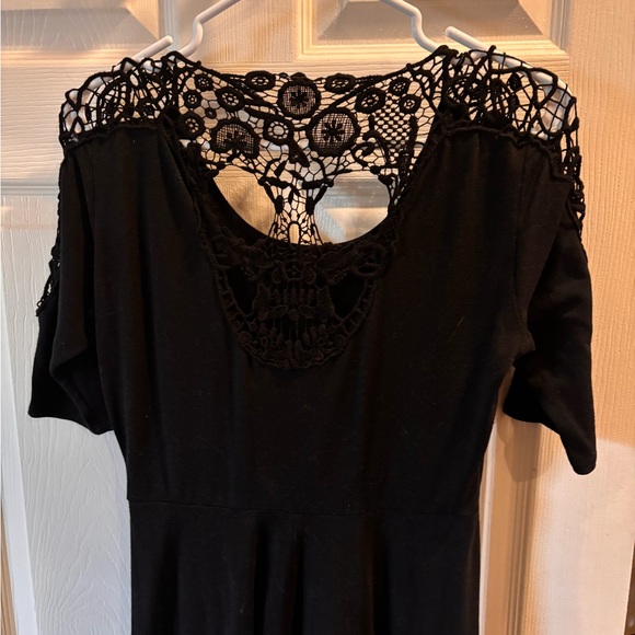 Skull embroidered skate dress - Picture 4 of 4